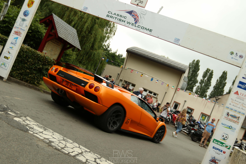 Illustration for article titled Classic British Welcome Photos (Le Mans Carshow)